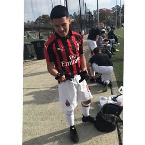 Meet your Posher, Luis